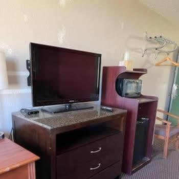 Budget Motel *
